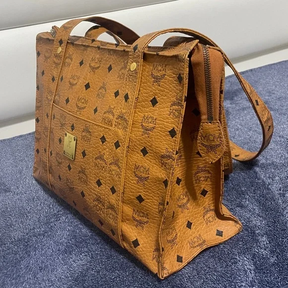 MCM Tan Leather Shoulder Bag - Picture 6 of 15